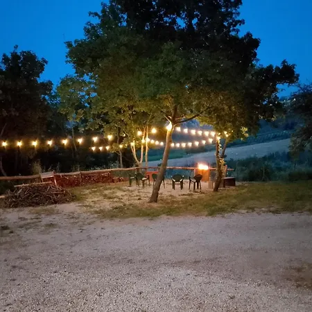 La Casa Degli Amici Farm stay Cossignano